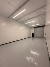 815-831 Warrington Ave, Redwood City, CA à louer Photo intérieure- Image 1 de 13