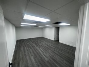 2929 NW 73rd St, Miami, FL for lease Interior Photo- Image 1 of 18