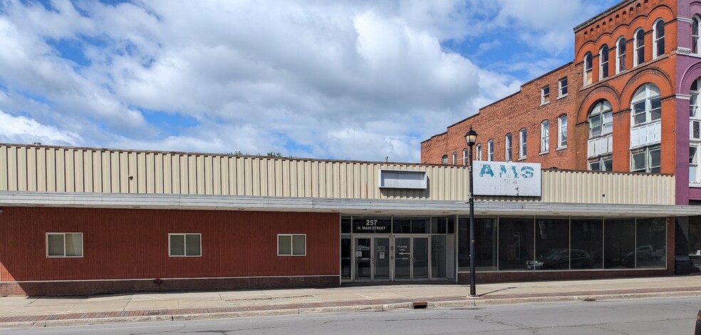 257 N Main St, Herkimer, NY for sale - Building Photo - Image 1 of 8