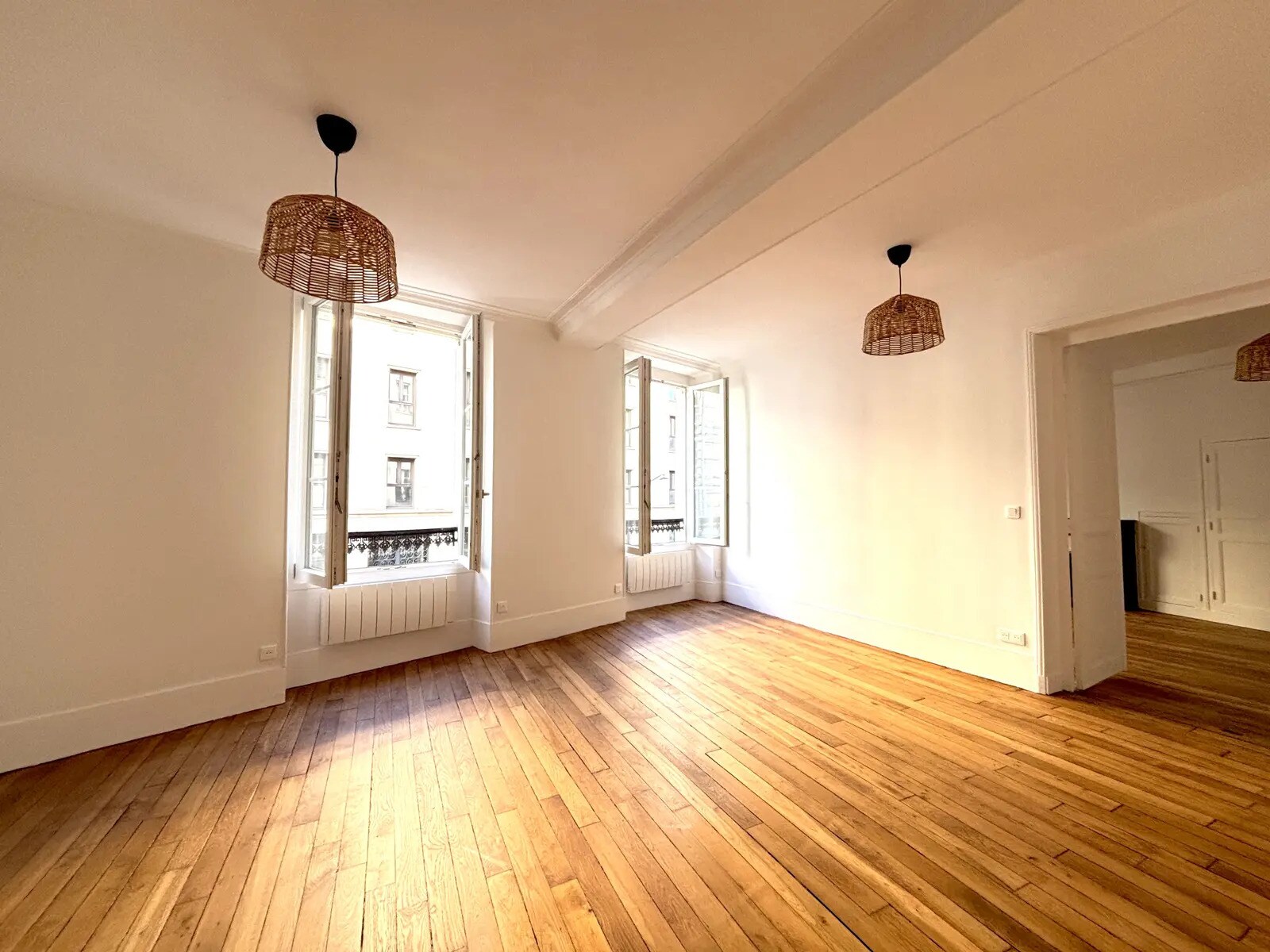 148 Rue Montmartre, Paris for lease Building Photo- Image 1 of 6