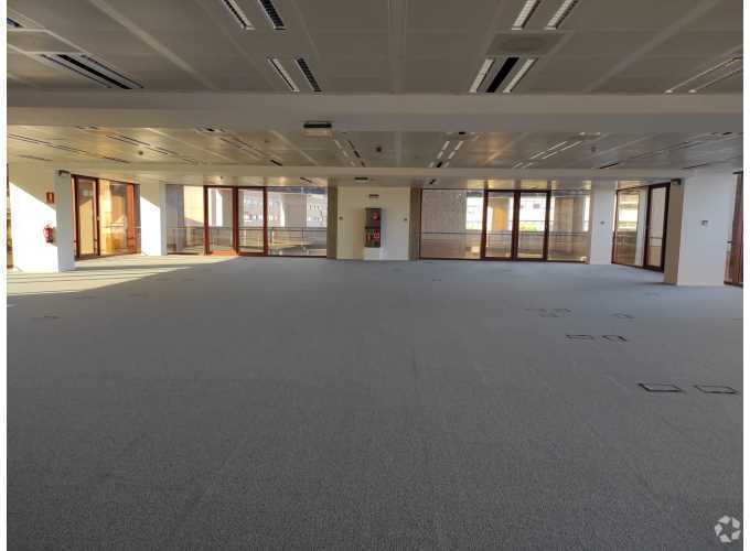 Office in Madrid, Madrid for lease - Building Photo - Image 1 of 9