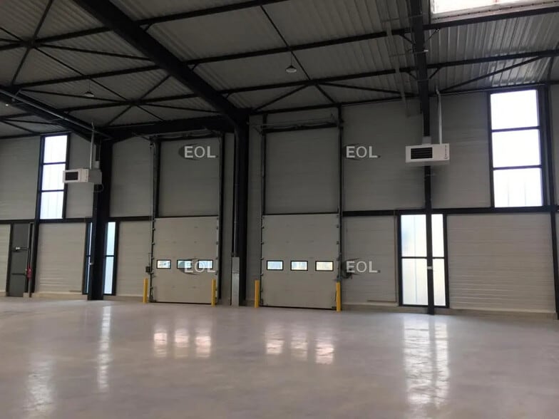 Flex in Bonneuil-sur-Marne for lease - Building Photo - Image 3 of 4