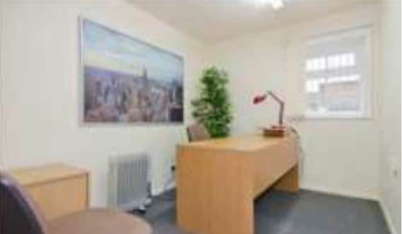 33 York St, Wolverhampton for lease - Interior Photo - Image 3 of 10