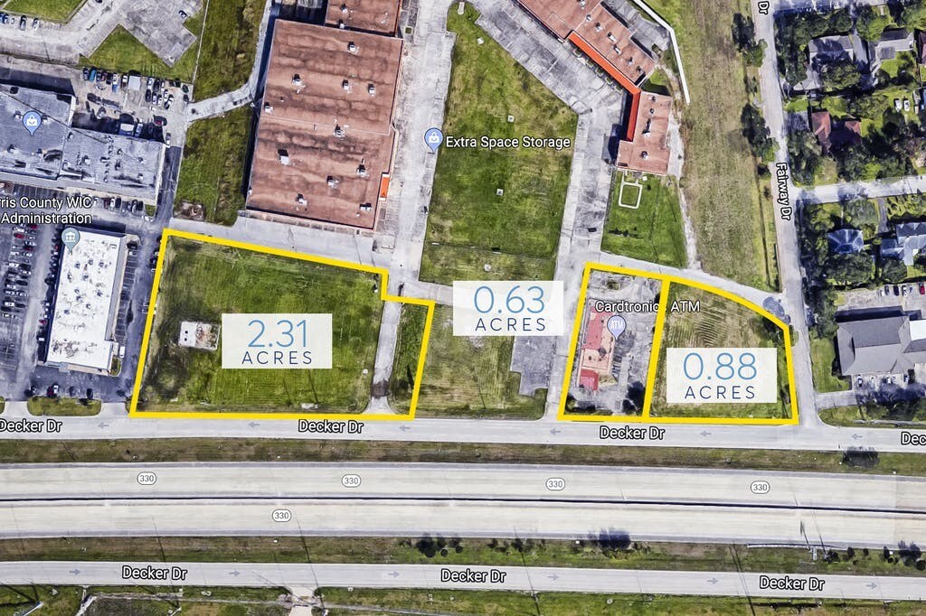 RES 1 West Town Shopping Center PH 2, Decker Dr, Baytown, TX à vendre Aérien- Image 1 de 10