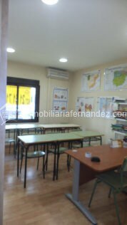 Office in Cáceres, Cáceres for sale - Building Photo - Image 3 of 5