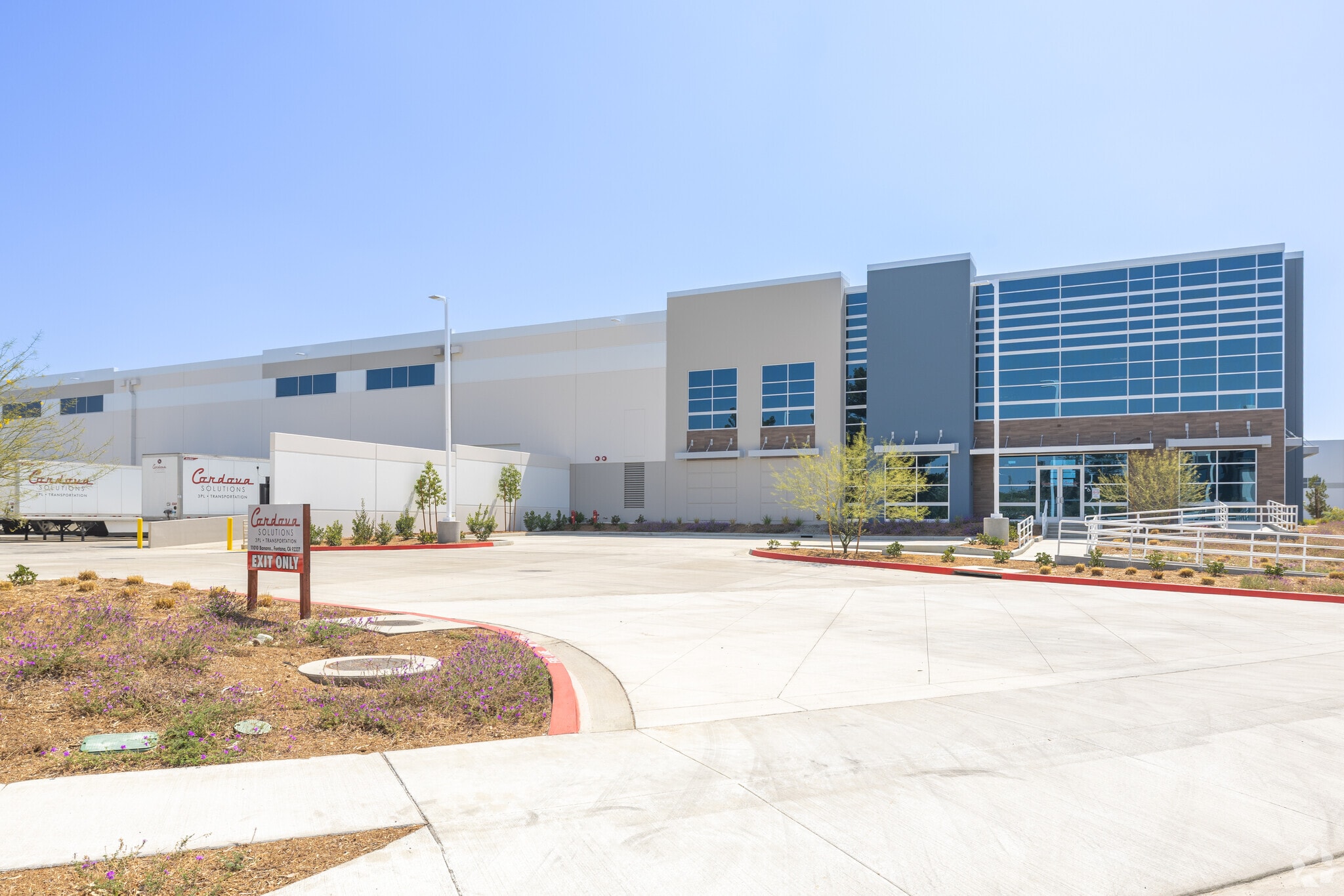 11010 Banana Ave, Fontana, CA for lease Primary Photo- Image 1 of 10
