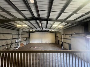 73-5577 Lawehana St, Kailua Kona, HI for lease Interior Photo- Image 2 of 5