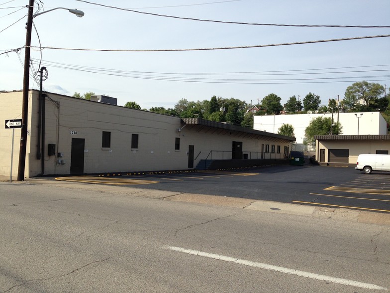 1714 7th Ave, Charleston, WV à louer - Photo du bâtiment - Image 3 de 8