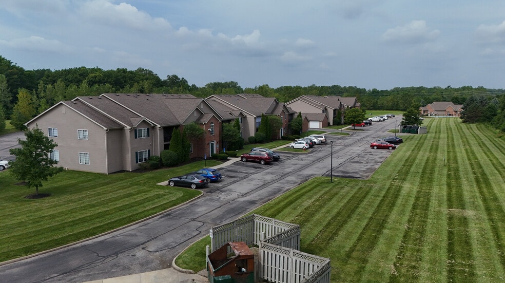 6523 Dorothys Crk, Canal Winchester, OH for sale - Building Photo - Image 2 of 31