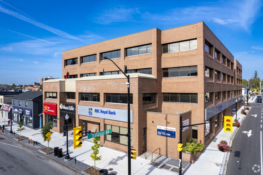 277 Lakeshore Rd E, Oakville, ON for lease - Building Photo - Image 1 of 6