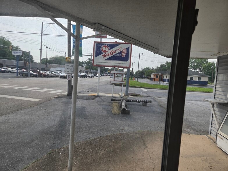 695 2nd St, Highspire, PA for sale - Building Photo - Image 3 of 6