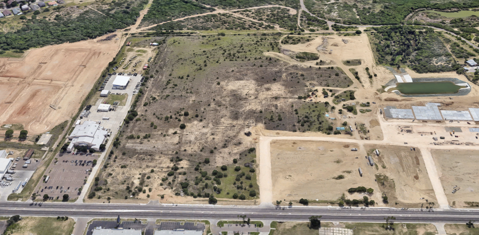 5401 Bob Bullock Loop, Laredo, TX for sale - Primary Photo - Image 1 of 1