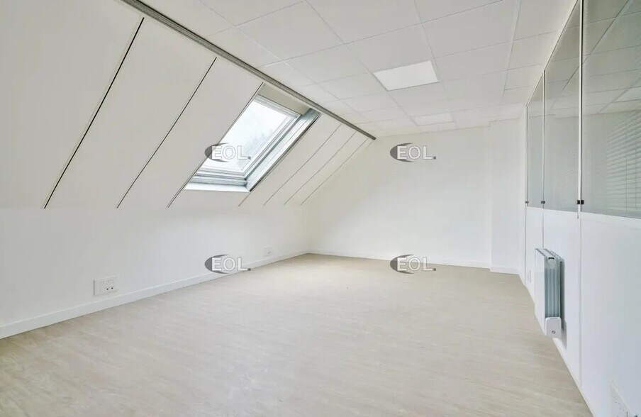 Office in Évry-Courcouronnes for lease - Interior Photo - Image 2 of 6