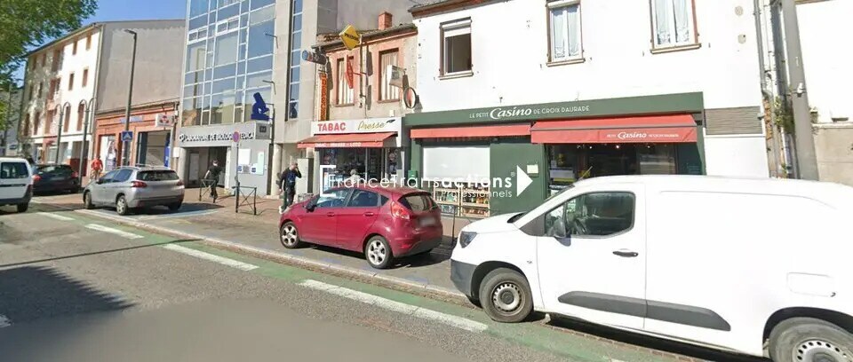 Retail in Toulouse for lease Building Photo- Image 1 of 4