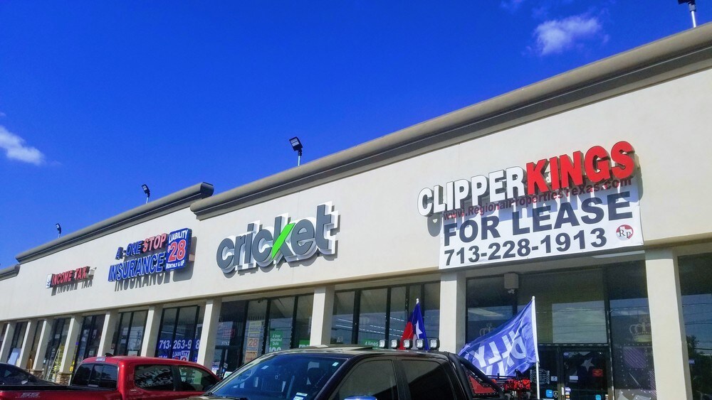 5700 Antoine, Houston, TX à louer Photo principale- Image 1 de 5