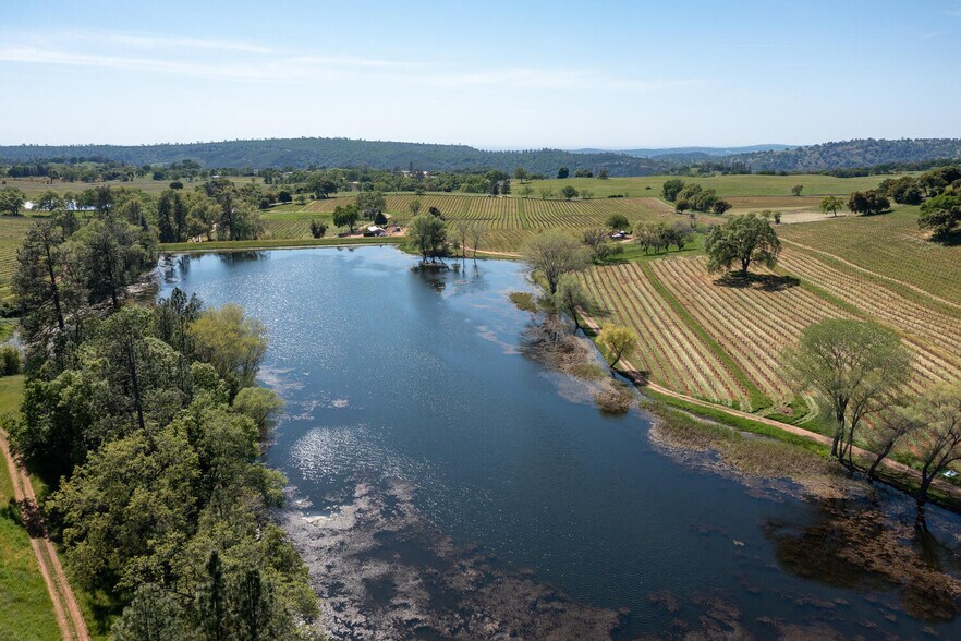 11091 Bell Rd, Plymouth, CA à vendre - Photo du bâtiment - Image 1 de 24