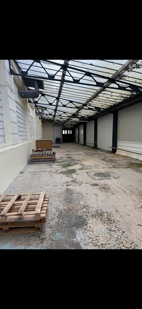 Commerce de détail dans Bobigny à louer Photo intérieure- Image 1 de 8