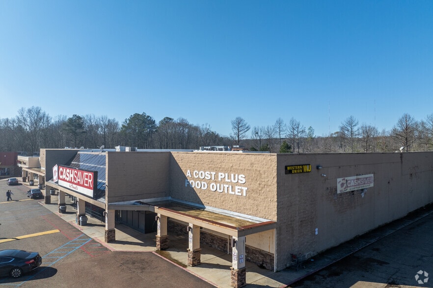 2101-2106 Raymond Rd, Jackson, MS for sale - Building Photo - Image 3 of 9