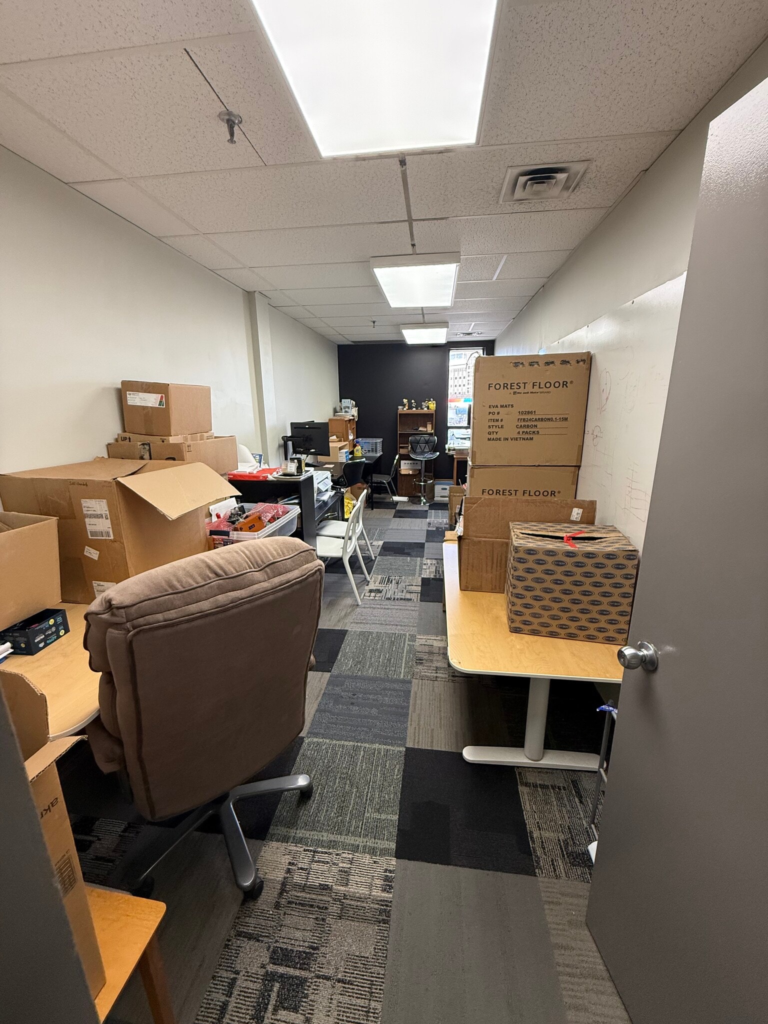 5877 Commerce St, Pittsburgh, PA for lease Interior Photo- Image 1 of 3