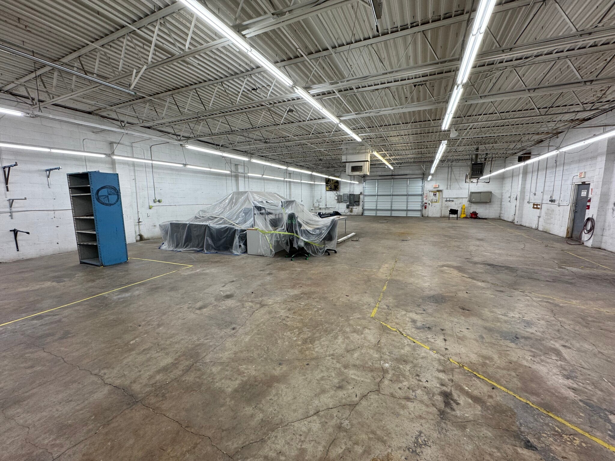 406 Bishop Ave, Richardson, TX for lease Building Photo- Image 1 of 10
