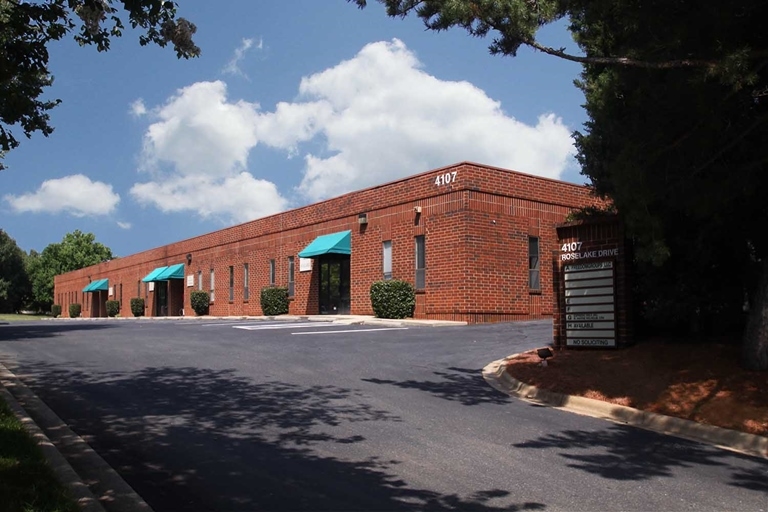 4107 Rose Lake Dr, Charlotte, NC for lease Primary Photo- Image 1 of 3