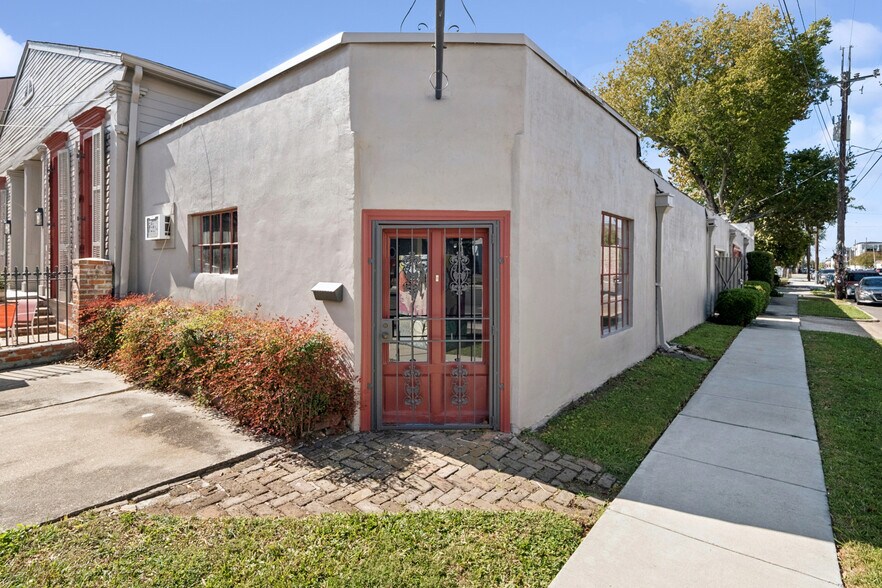 1501 Prytania St, New Orleans, LA à louer - Photo du bâtiment - Image 3 de 3