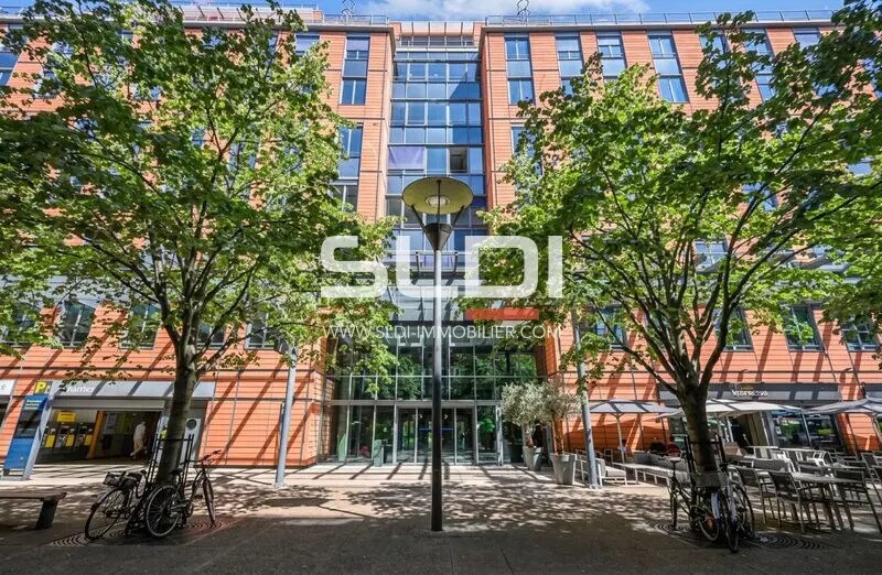 34 Quai Charles De Gaulle, Lyon à louer - Photo du bâtiment - Image 2 de 5