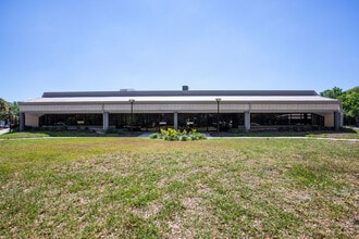 6680 Southpoint Pky, Jacksonville, FL à louer Photo intérieure- Image 1 de 4