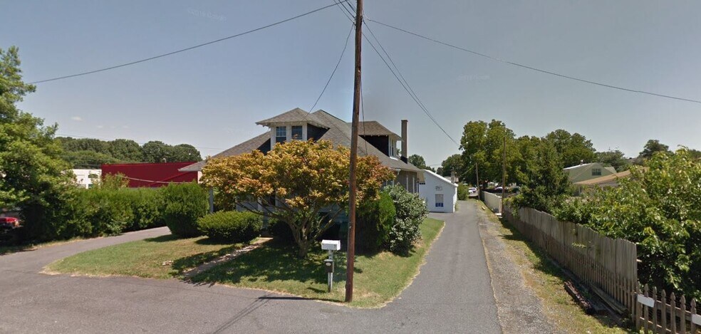 5 Eastman Ave, Lancaster, PA à vendre - Photo du bâtiment - Image 2 de 2