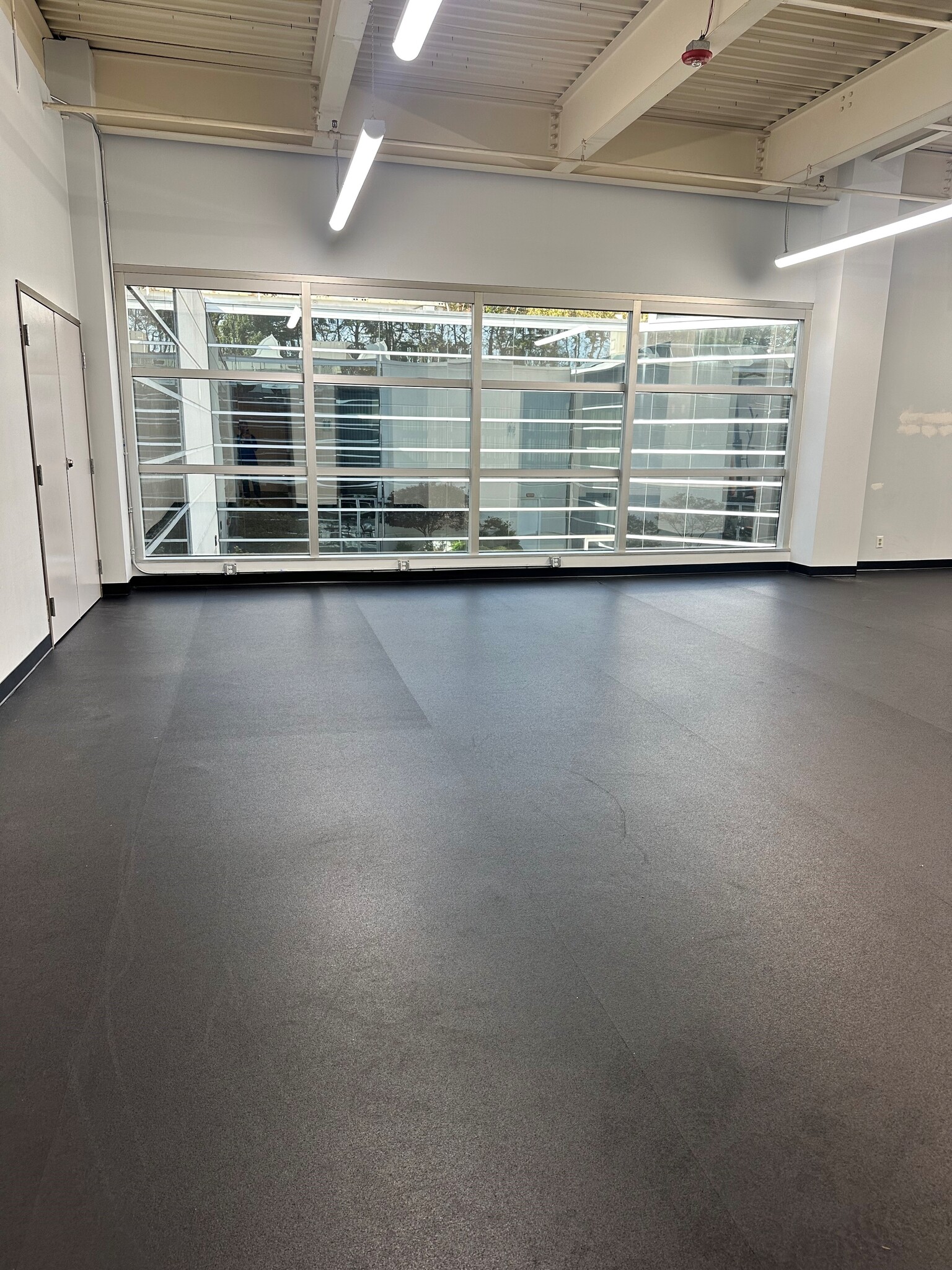 13420 Reese Blvd W, Huntersville, NC à louer Photo intérieure- Image 1 de 1