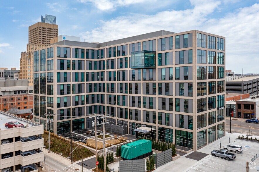 616 N Broadway Ave, Oklahoma City, OK à louer - Photo du bâtiment - Image 2 de 17