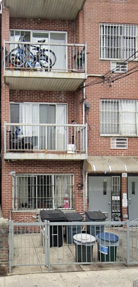 3436-3438 110th St portfolio of 2 properties for sale on LoopNet.ca - Primary Photo - Image 2 of 2