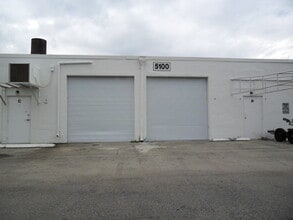 5100 NE 12th Ave, Fort Lauderdale, FL for lease Interior Photo- Image 1 of 1
