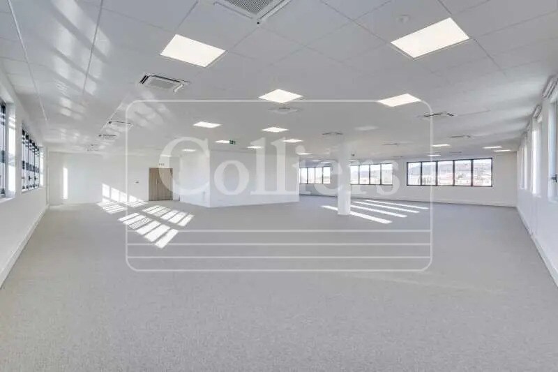 Bureau dans Vitrolles à louer - Photo du bâtiment - Image 3 de 10