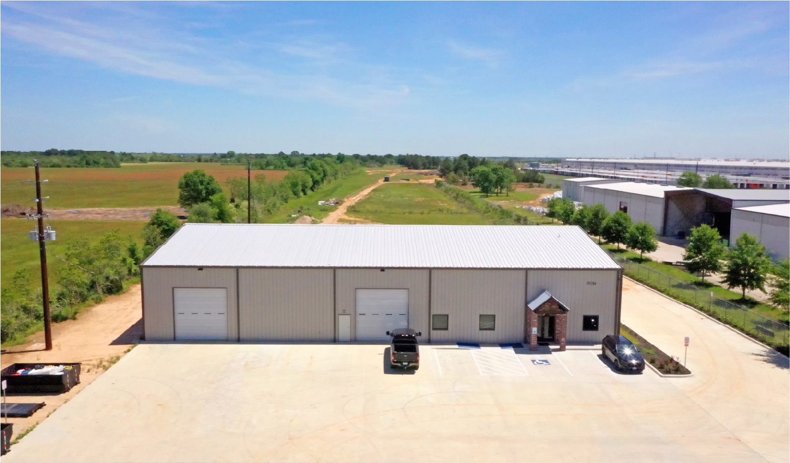 19286 Kickapoo Rd, Waller, TX for lease Building Photo- Image 1 of 3