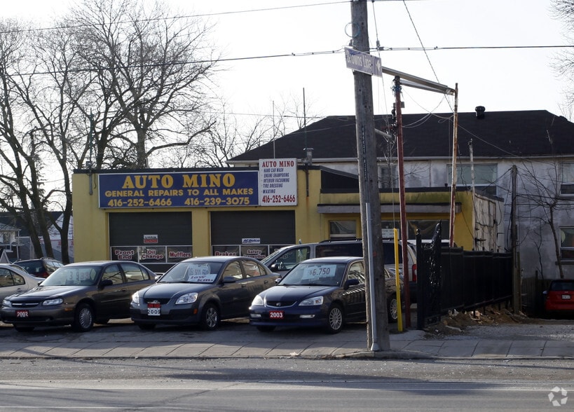3725 Lake Shore Blvd W, Toronto, ON for lease - Building Photo - Image 2 of 5