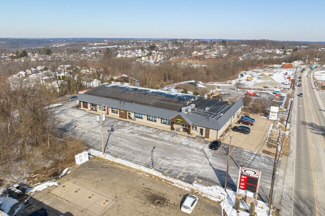 Plus de détails pour 5920-5924 Steubenville Pike, McKees Rocks, PA - Commerce de détail à louer