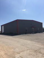 8459 W University Blvd, Odessa TX - Entrepôt