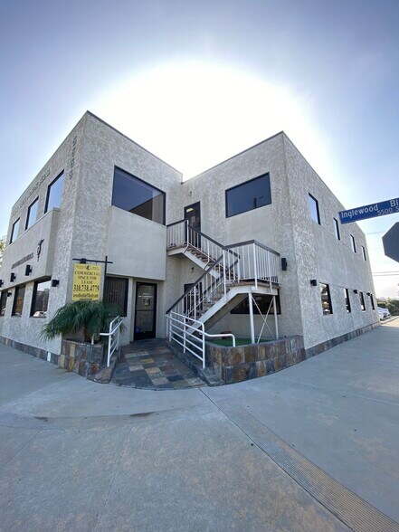 5555 S Inglewood Blvd, Culver City, CA à louer - Photo du bâtiment - Image 2 de 4