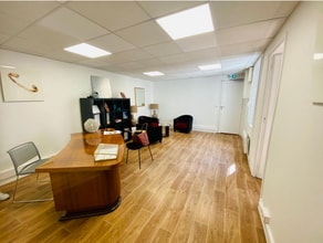 12 Rue De La Chaussee D'Antin, Paris for lease Interior Photo- Image 2 of 7