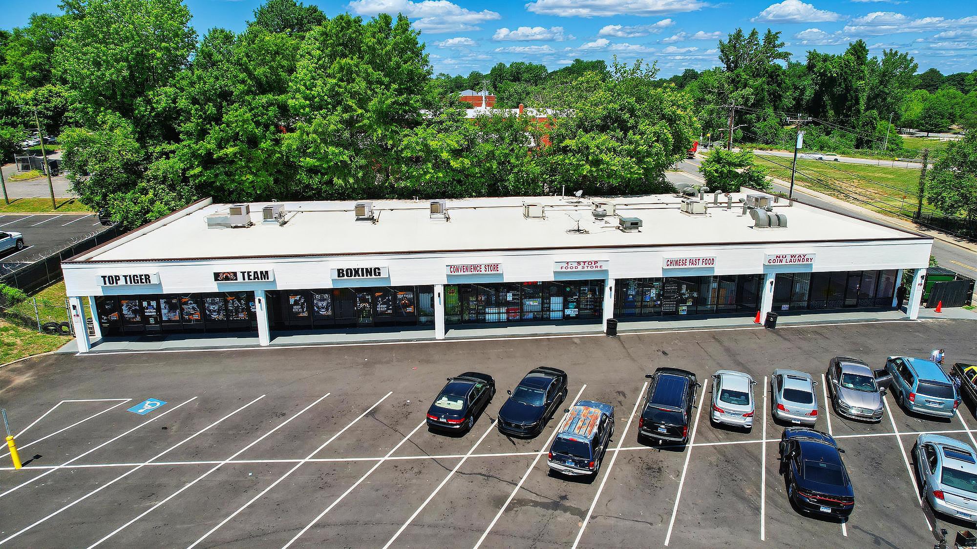 2417 N Tryon St, Charlotte, NC for lease Building Photo- Image 1 of 9