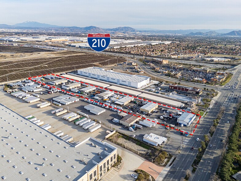 6183 Sierra Ave, Fontana, CA à vendre - Photo du bâtiment - Image 3 de 10