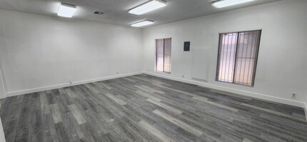 3097 Willow Ave, Clovis, CA for lease Interior Photo- Image 1 of 3