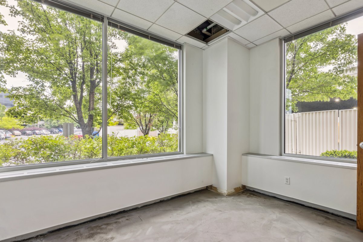 150 W Civic Center Dr, Sandy, UT for lease Building Photo- Image 1 of 4