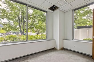 150 W Civic Center Dr, Sandy, UT for lease Building Photo- Image 1 of 4