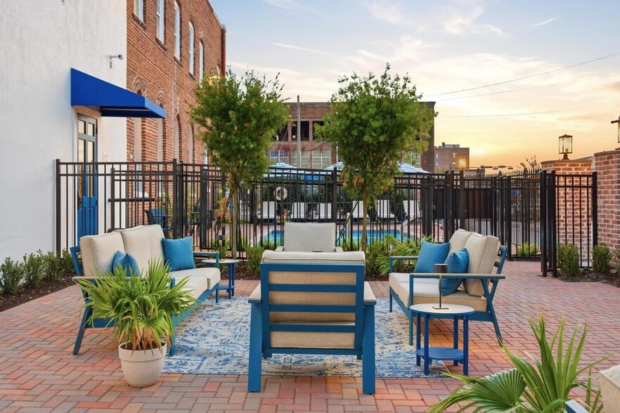 525 Beaver St, Jacksonville, FL for lease - Building Photo - Image 2 of 17