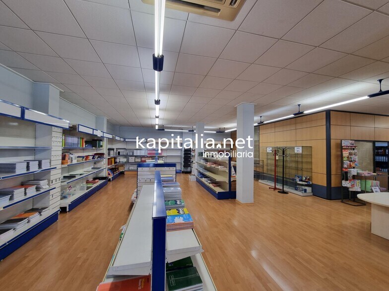 Retail in Ontinyent, Valencia for lease - Building Photo - Image 2 of 4