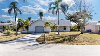 Plus de détails pour 1302 NE 4th Ter, Cape Coral, FL - Spécialité à vendre