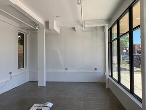 8311 15th Ave NW, Seattle, WA for lease Interior Photo- Image 2 of 5