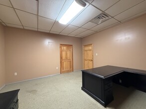 124 N Main St, Warrenton, NC for lease Interior Photo- Image 2 of 7